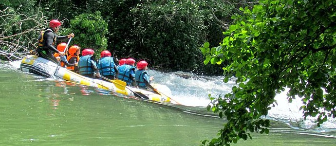 Ebro. Condiciones de las zonas de navegacin, capacidad y caudal