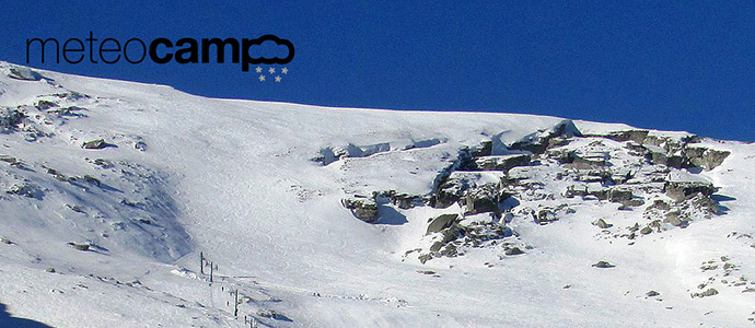 Esqu de travesa por el Laberinto del Castro en Alto Campoo