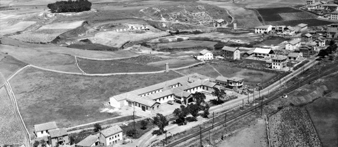Serie de 82 Fotografas Areas Oblicuas antiguas de Reinosa Mataporquera Embalse del Ebro Arija y Los Corrales de Buelna